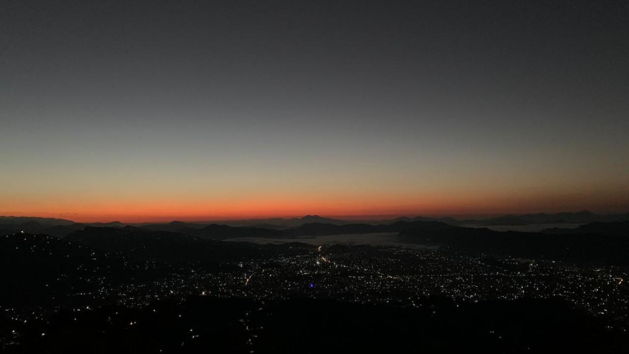 Hotel Pristine Himalaya Pokhara Zewnętrze zdjęcie