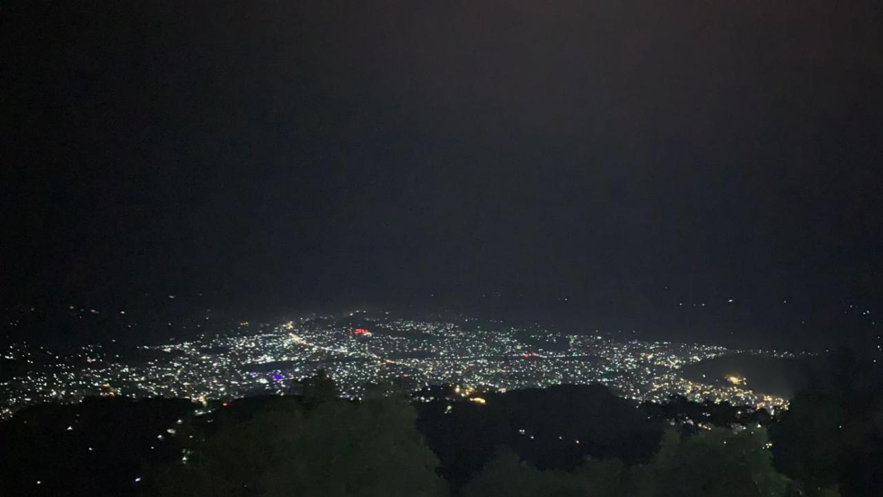 Hotel Pristine Himalaya Pokhara Zewnętrze zdjęcie