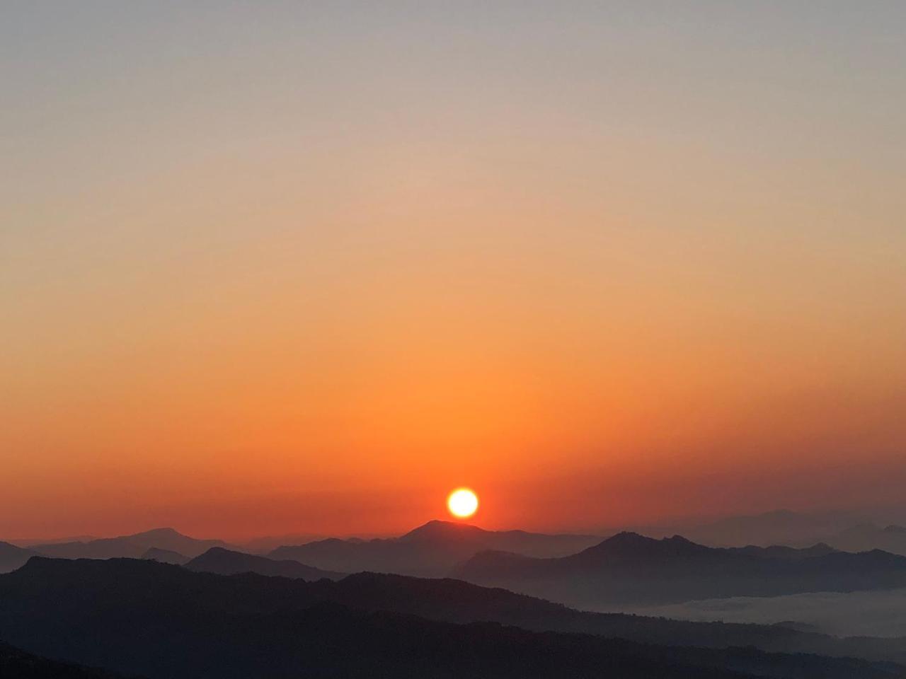 Hotel Pristine Himalaya Pokhara Zewnętrze zdjęcie
