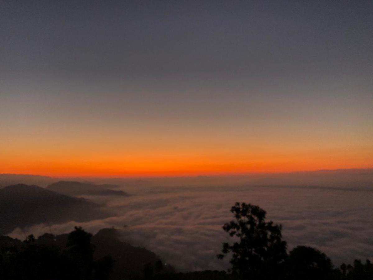 Hotel Pristine Himalaya Pokhara Zewnętrze zdjęcie
